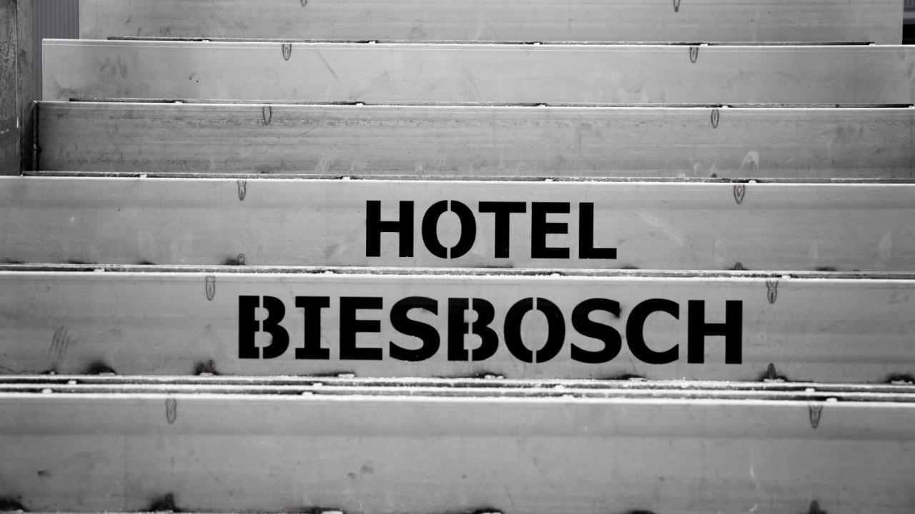 Hotel Biesbosch Drimmelen Exterior photo