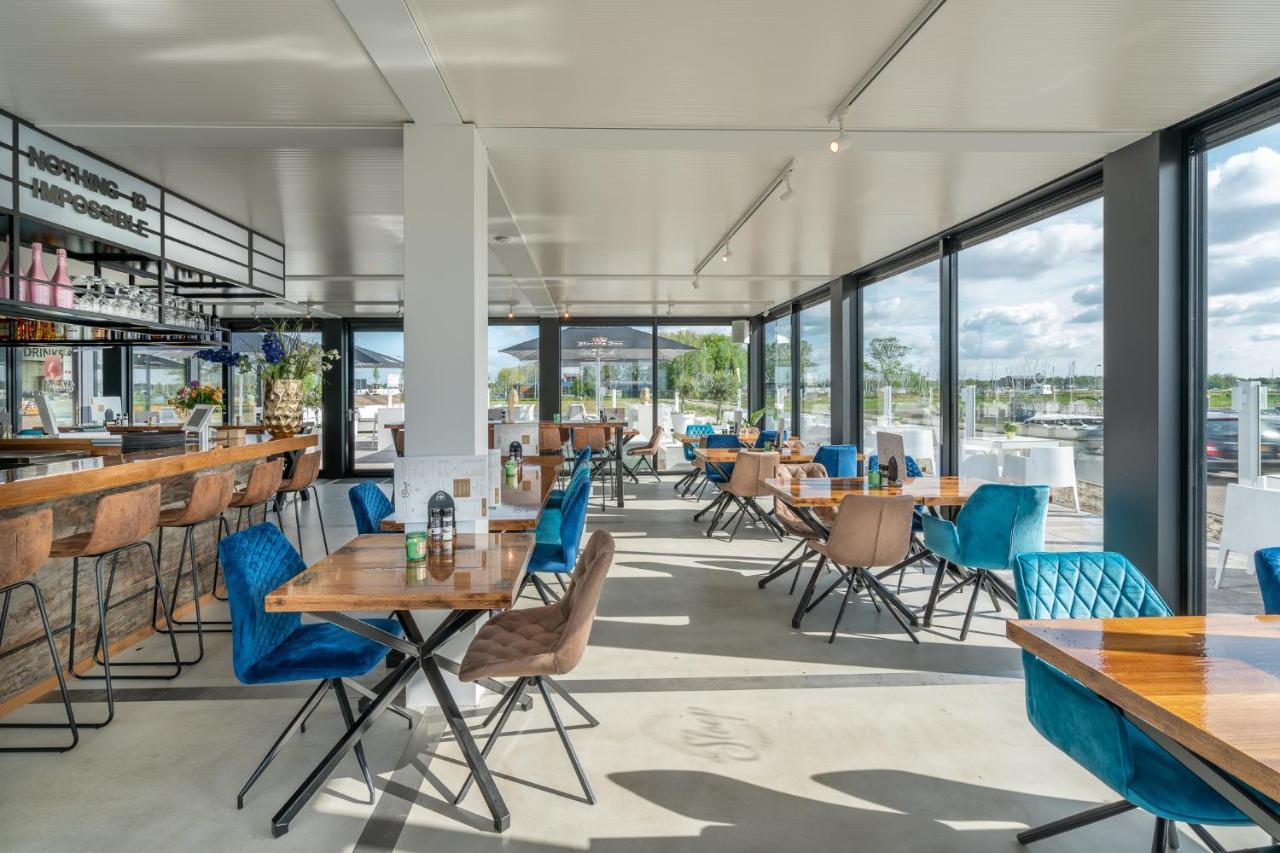 Hotel Biesbosch Drimmelen Exterior photo