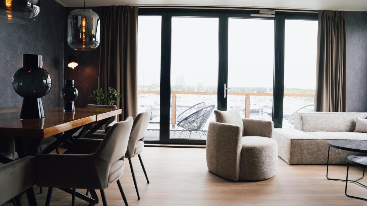 Hotel Biesbosch Drimmelen Exterior photo