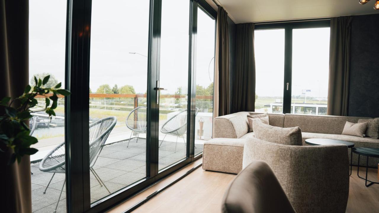 Hotel Biesbosch Drimmelen Exterior photo